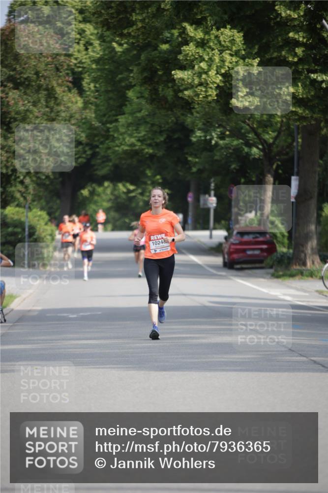 15.06.2025 - REWE Women's Run Jannik Wohlers http://msf.ph/oto/7936365 15.06.2025 08:42:37 Laufen  meine-sportfotos.de