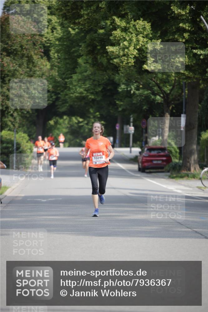 15.06.2025 - REWE Women's Run Jannik Wohlers http://msf.ph/oto/7936367 15.06.2025 08:42:38 Laufen 10248 meine-sportfotos.de