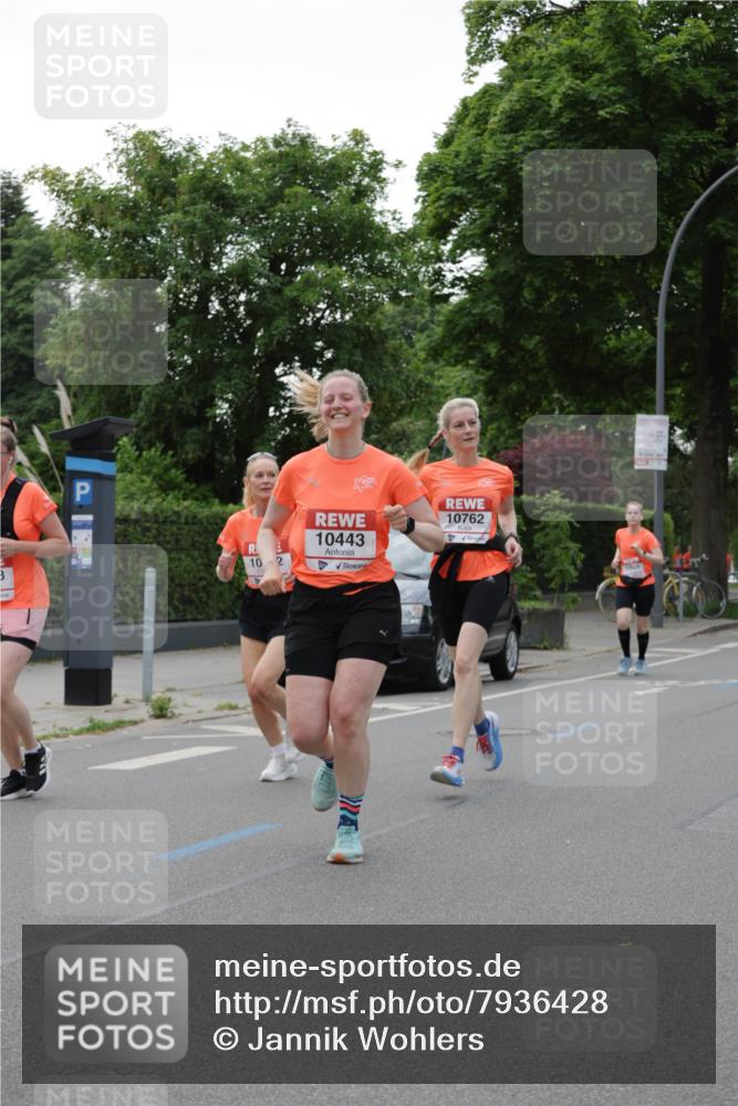 15.06.2025 - REWE Women's Run Jannik Wohlers http://msf.ph/oto/7936428 15.06.2025 08:26:34 Laufen 7, 10, 2, 10443, 10762 meine-sportfotos.de