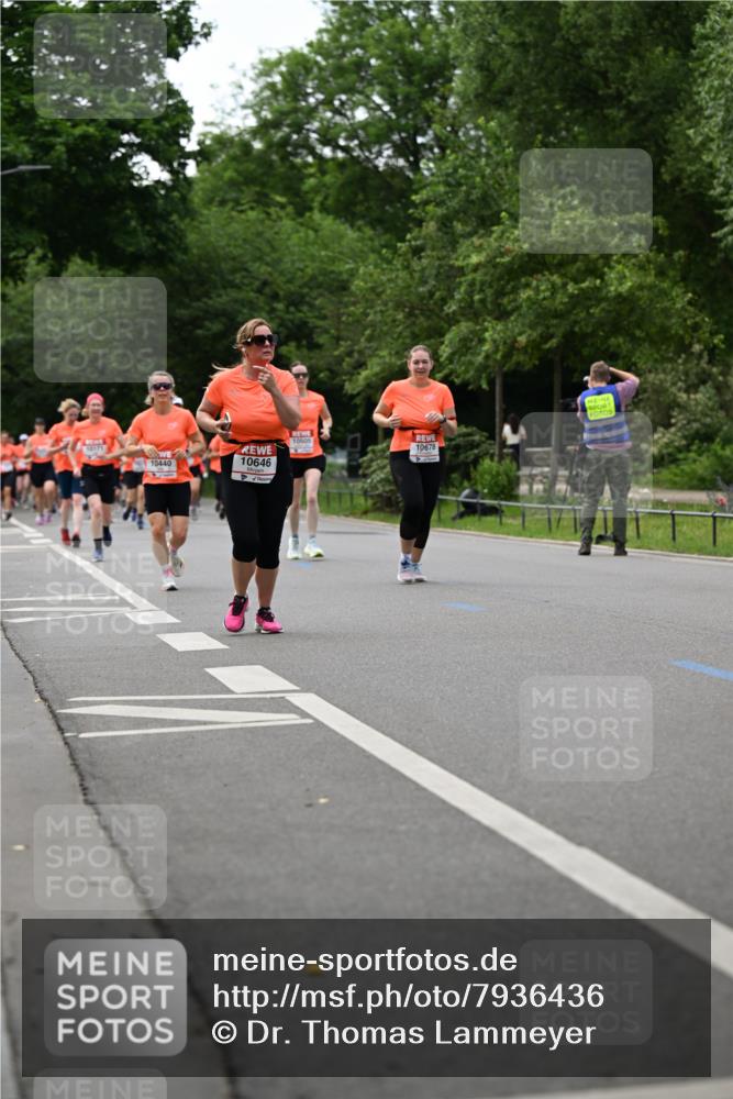 15.06.2025 - REWE Women's Run Dr. Thomas Lammeyer http://msf.ph/oto/7936436 15.06.2025 09:19:25 Laufen 10646 meine-sportfotos.de