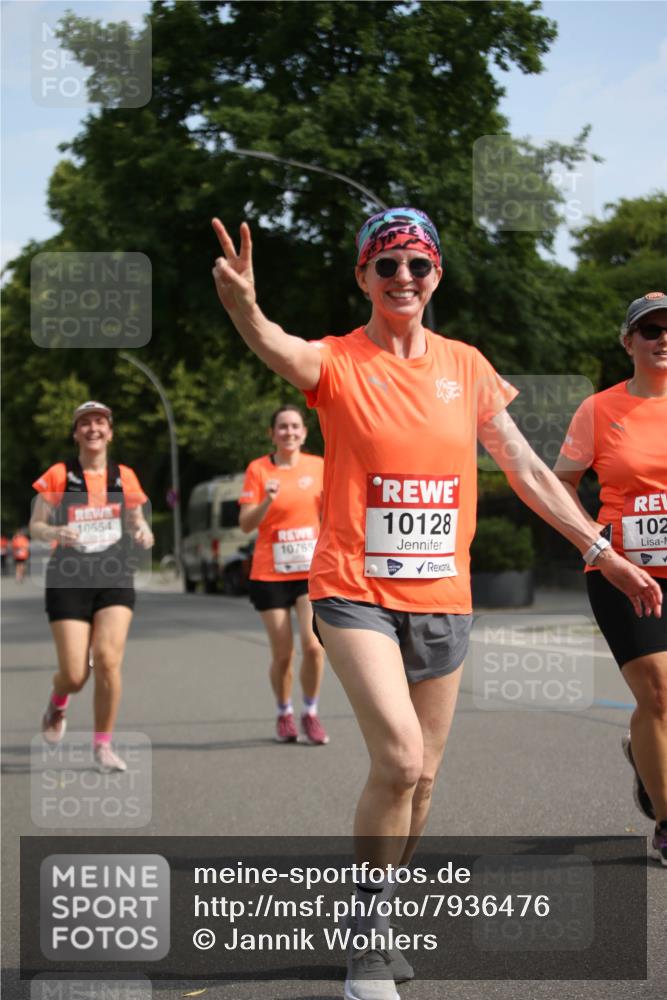 15.06.2025 - REWE Women's Run Jannik Wohlers http://msf.ph/oto/7936476 15.06.2025 09:54:18 Laufen 10554, 10765, 10128 meine-sportfotos.de