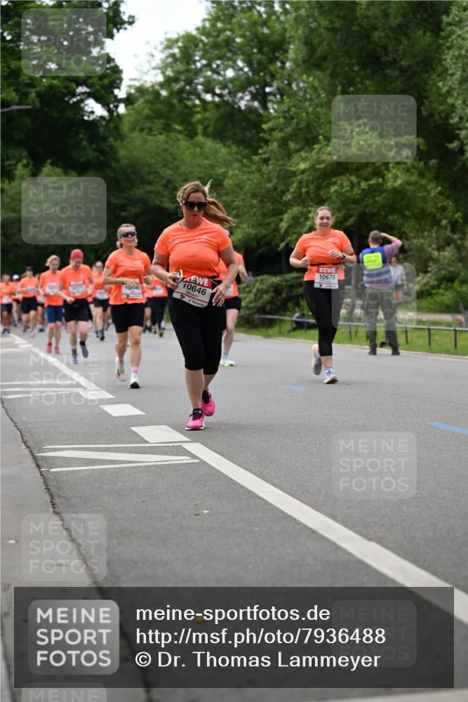 15.06.2025 - REWE Women's Run Dr. Thomas Lammeyer http://msf.ph/oto/7936488 15.06.2025 09:19:26 Laufen 10646 meine-sportfotos.de