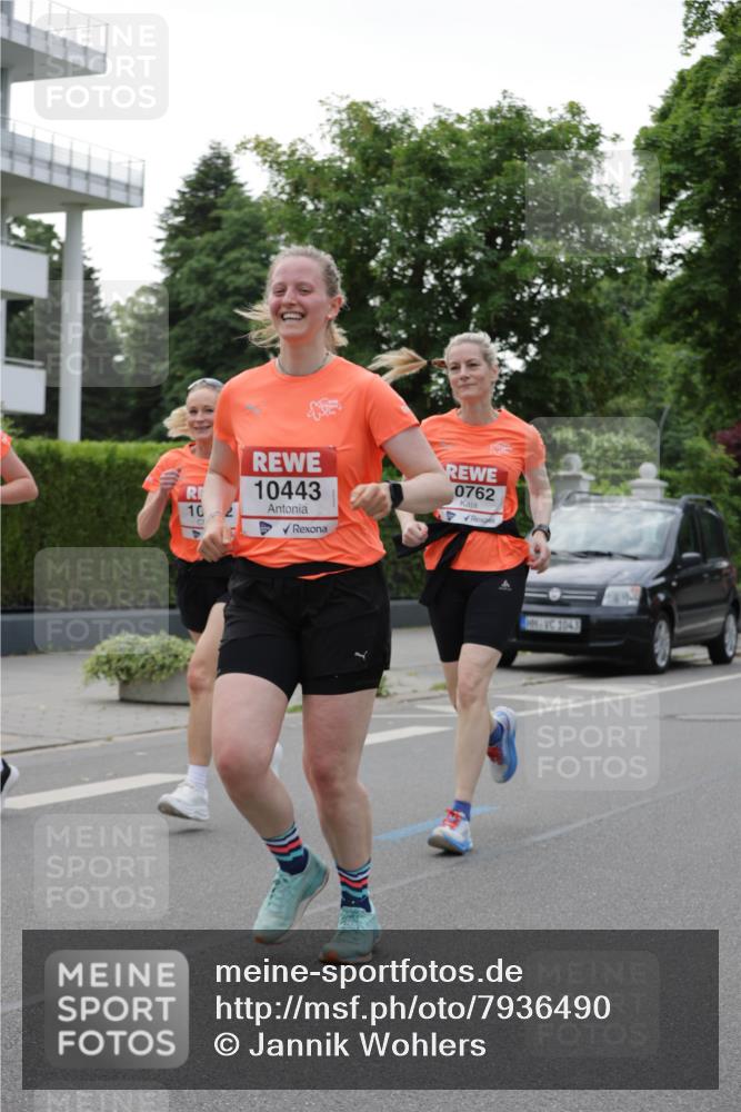 15.06.2025 - REWE Women's Run Jannik Wohlers http://msf.ph/oto/7936490 15.06.2025 08:26:35 Laufen 10443, 0762, 1043 meine-sportfotos.de