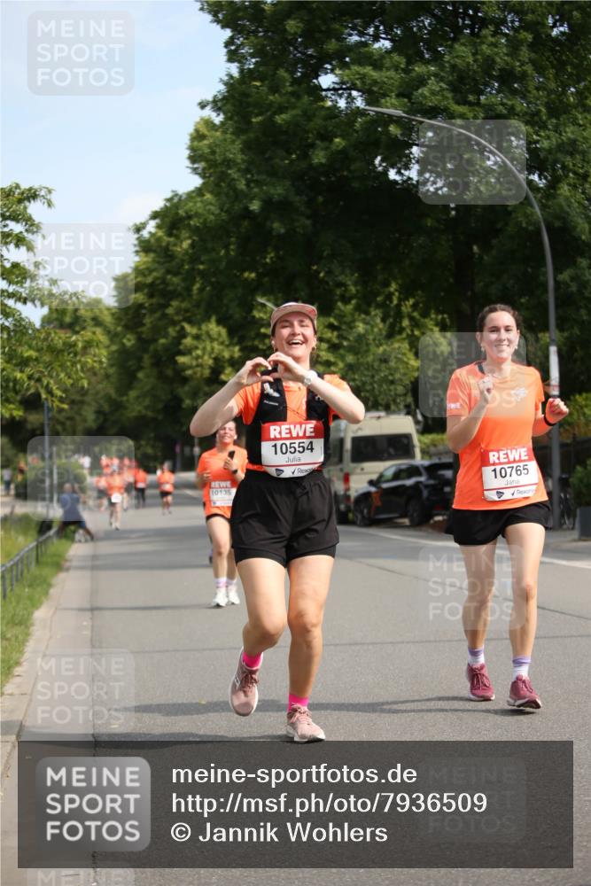 15.06.2025 - REWE Women's Run Jannik Wohlers http://msf.ph/oto/7936509 15.06.2025 09:54:19 Laufen 10135, 10554, 10765 meine-sportfotos.de