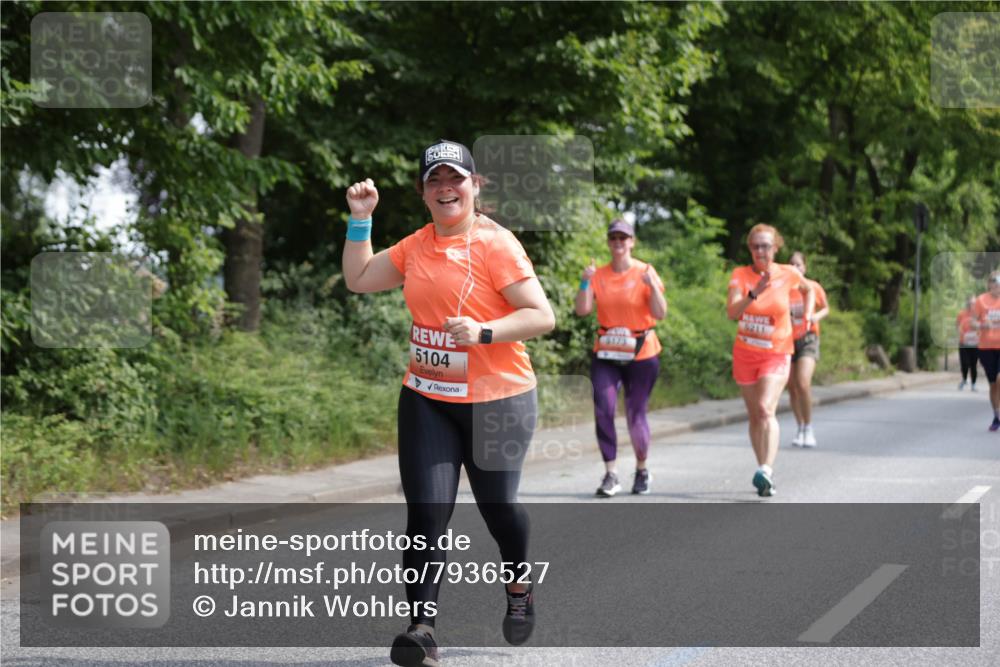 15.06.2025 - REWE Women's Run Jannik Wohlers http://msf.ph/oto/7936527 15.06.2025 10:13:26 Laufen 5104, 5173, 6211 meine-sportfotos.de