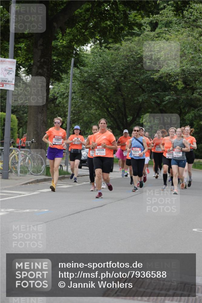 15.06.2025 - REWE Women's Run Jannik Wohlers http://msf.ph/oto/7936588 15.06.2025 08:26:37 Laufen 2025 meine-sportfotos.de