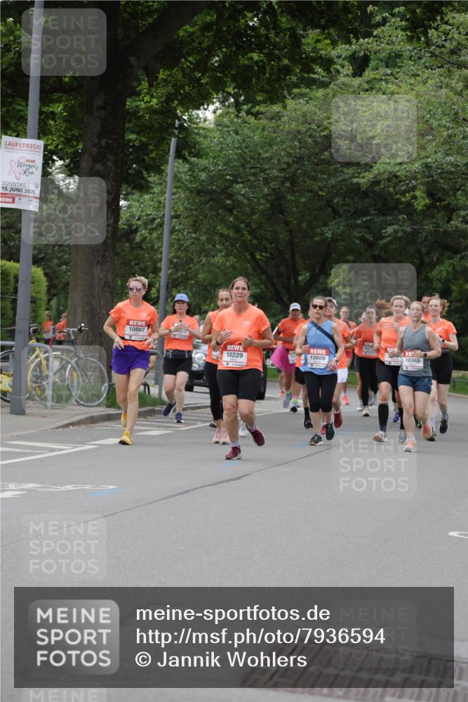15.06.2025 - REWE Women's Run Jannik Wohlers http://msf.ph/oto/7936594 15.06.2025 08:26:37 Laufen 15, 2025, 10229 meine-sportfotos.de