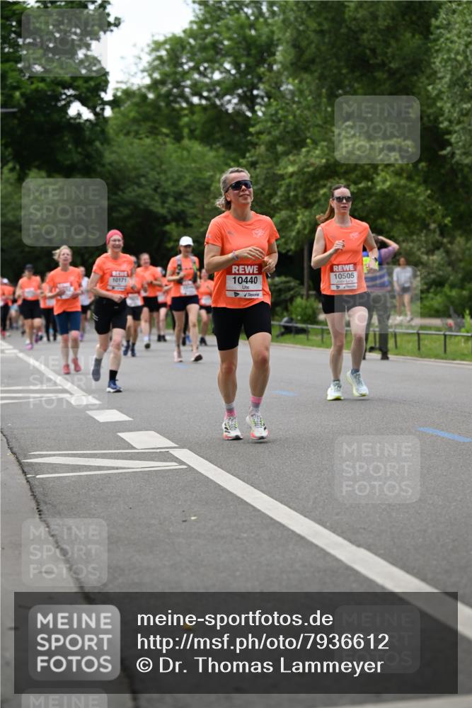 15.06.2025 - REWE Women's Run Dr. Thomas Lammeyer http://msf.ph/oto/7936612 15.06.2025 09:19:29 Laufen 10440, 10505 meine-sportfotos.de