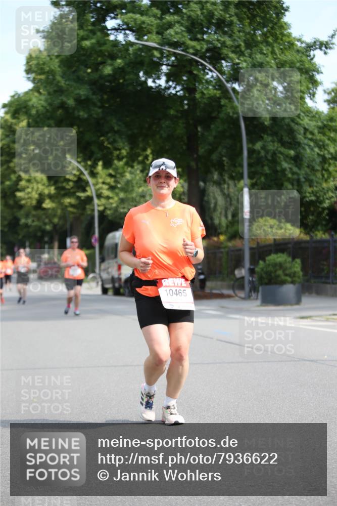 15.06.2025 - REWE Women's Run Jannik Wohlers http://msf.ph/oto/7936622 15.06.2025 09:54:36 Laufen 10465 meine-sportfotos.de