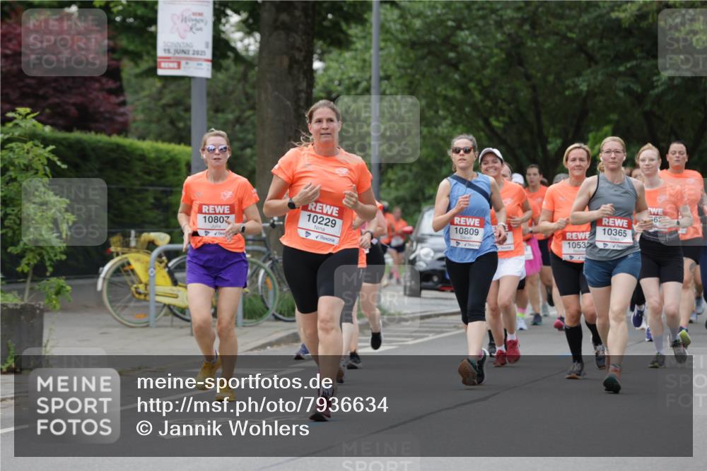 15.06.2025 - REWE Women's Run Jannik Wohlers http://msf.ph/oto/7936634 15.06.2025 08:26:40 Laufen 15, 2025, 1080, 10229, 62, 10365, 10809, 1053 meine-sportfotos.de