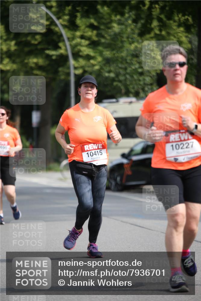 15.06.2025 - REWE Women's Run Jannik Wohlers http://msf.ph/oto/7936701 15.06.2025 09:54:41 Laufen 10415, 10227 meine-sportfotos.de