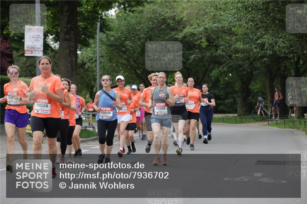15.06.2025 - REWE Women's Run Jannik Wohlers http://msf.ph/oto/7936702 15.06.2025 08:26:40 Laufen 15, 2025, 108, 10229, 668, 10097, 07, 10365, 10809, 1 meine-sportfotos.de