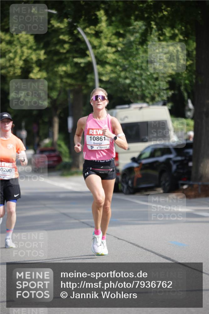 15.06.2025 - REWE Women's Run Jannik Wohlers http://msf.ph/oto/7936762 15.06.2025 08:42:54 Laufen 0200, 10861 meine-sportfotos.de