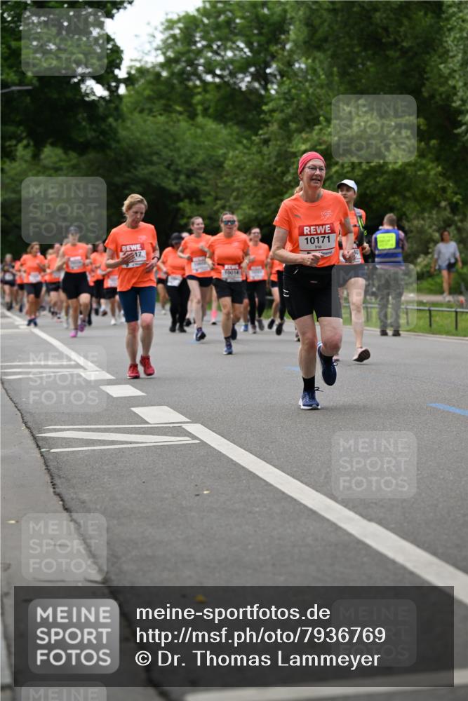 15.06.2025 - REWE Women's Run Dr. Thomas Lammeyer http://msf.ph/oto/7936769 15.06.2025 09:19:32 Laufen 17, 10014, 10171 meine-sportfotos.de
