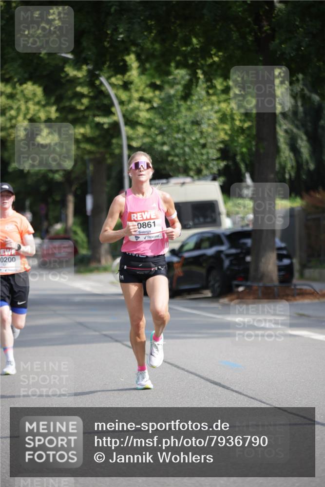 15.06.2025 - REWE Women's Run Jannik Wohlers http://msf.ph/oto/7936790 15.06.2025 08:42:54 Laufen 0200, 0861 meine-sportfotos.de