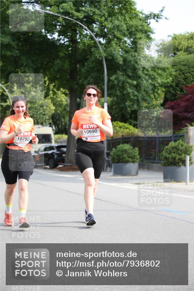15.06.2025 - REWE Women's Run Jannik Wohlers http://msf.ph/oto/7936802 15.06.2025 09:54:47 Laufen 10793, 10690 meine-sportfotos.de