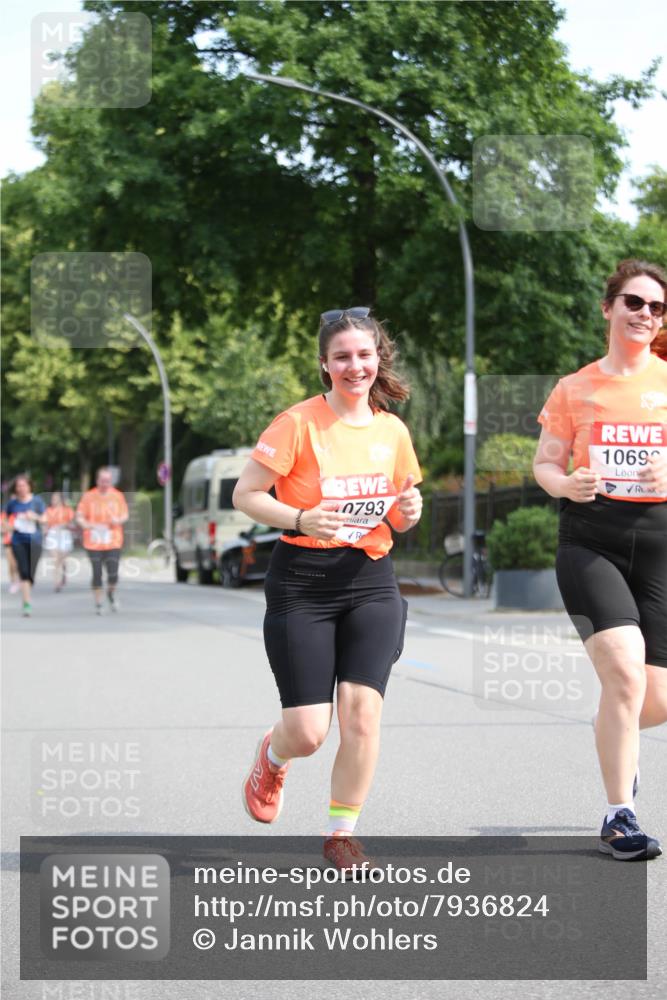 15.06.2025 - REWE Women's Run Jannik Wohlers http://msf.ph/oto/7936824 15.06.2025 09:54:48 Laufen 0793, 10699 meine-sportfotos.de
