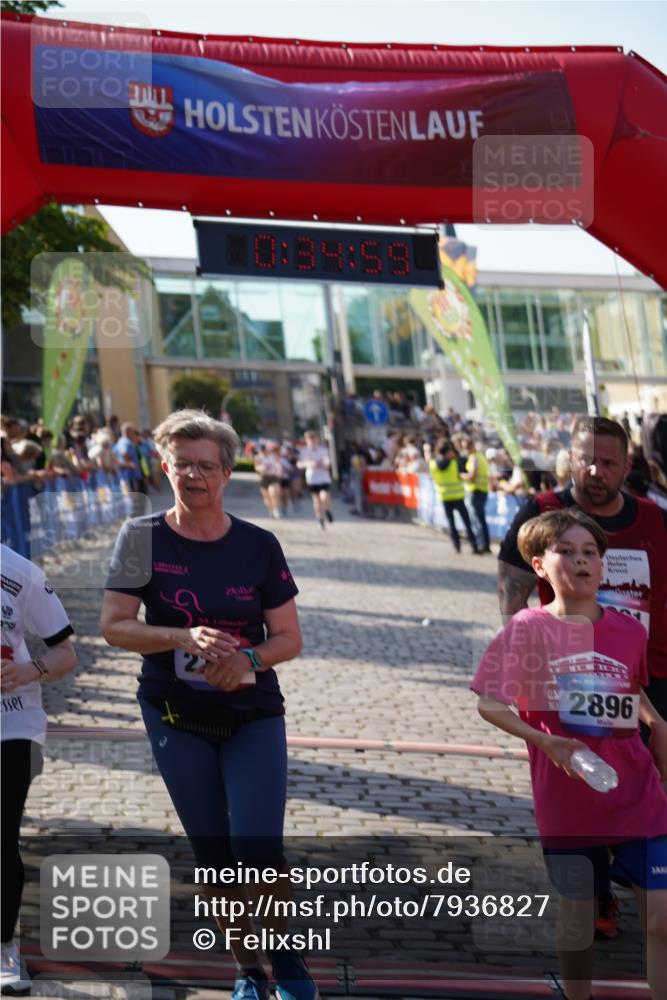 13.06.2025 - Holstenköstenlauf Felixshl http://msf.ph/oto/7936827 13.06.2025 18:05:00 Laufen 2105, 2686, 2896, 3291 meine-sportfotos.de