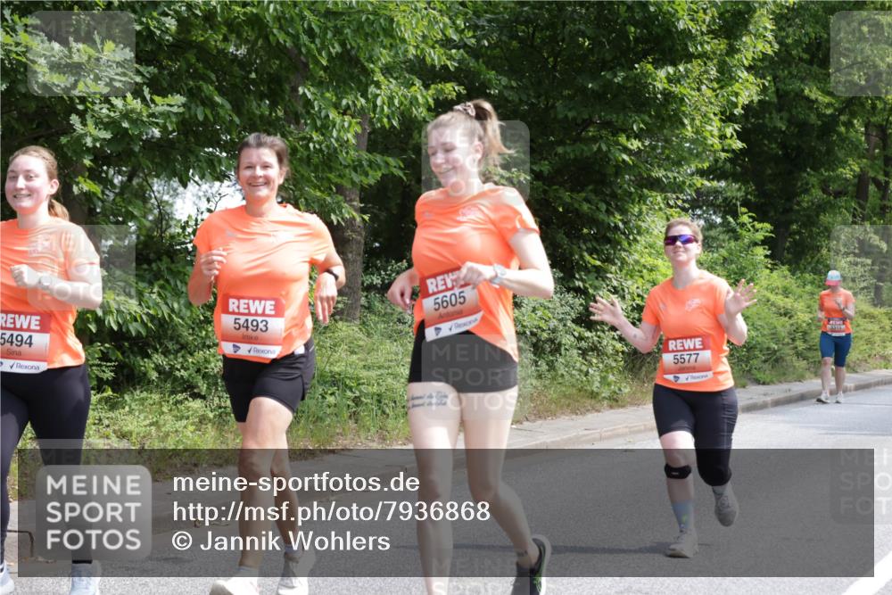 15.06.2025 - REWE Women's Run Jannik Wohlers http://msf.ph/oto/7936868 15.06.2025 10:13:41 Laufen 5494, 5493, 5605, 5577, 5315 meine-sportfotos.de