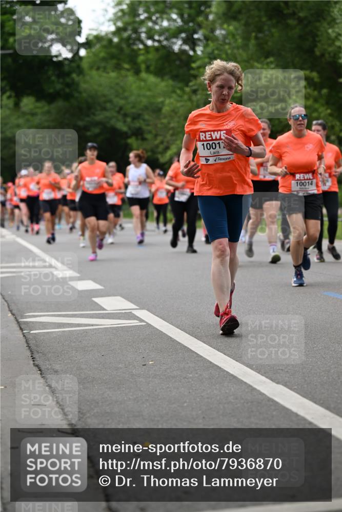 15.06.2025 - REWE Women's Run Dr. Thomas Lammeyer http://msf.ph/oto/7936870 15.06.2025 09:19:34 Laufen 10012, 10014 meine-sportfotos.de