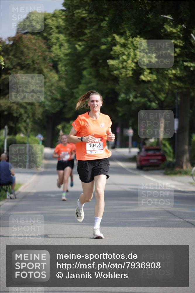 15.06.2025 - REWE Women's Run Jannik Wohlers http://msf.ph/oto/7936908 15.06.2025 08:42:58 Laufen 10458 meine-sportfotos.de