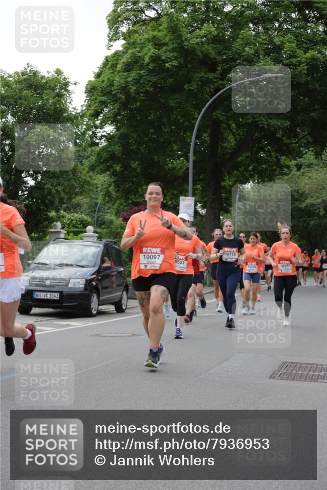 15.06.2025 - REWE Women's Run Jannik Wohlers http://msf.ph/oto/7936953 15.06.2025 08:26:47 Laufen 1043, 10097, 10115, 0521, 10271, 10860, 10960 meine-sportfotos.de