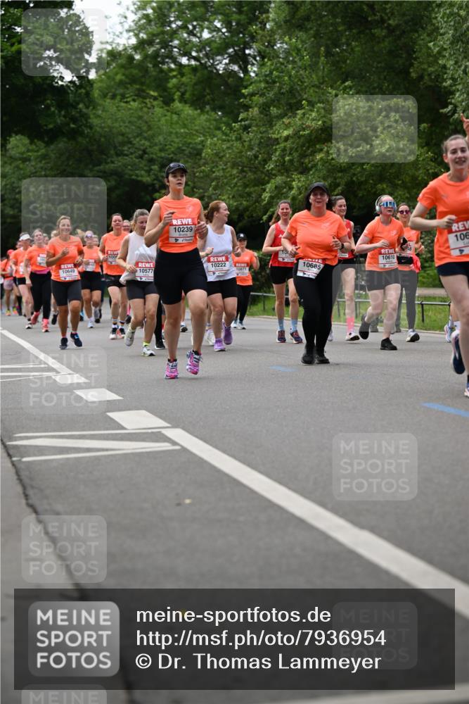 15.06.2025 - REWE Women's Run Dr. Thomas Lammeyer http://msf.ph/oto/7936954 15.06.2025 09:19:36 Laufen 10239, 10222, 10685 meine-sportfotos.de