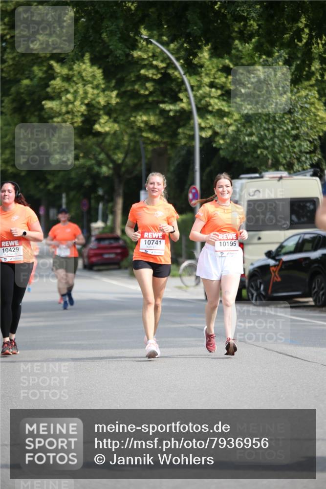 15.06.2025 - REWE Women's Run Jannik Wohlers http://msf.ph/oto/7936956 15.06.2025 09:54:56 Laufen 10429, 10741, 10195 meine-sportfotos.de