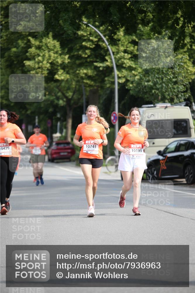 15.06.2025 - REWE Women's Run Jannik Wohlers http://msf.ph/oto/7936963 15.06.2025 09:54:56 Laufen 0429, 10741, 10195 meine-sportfotos.de