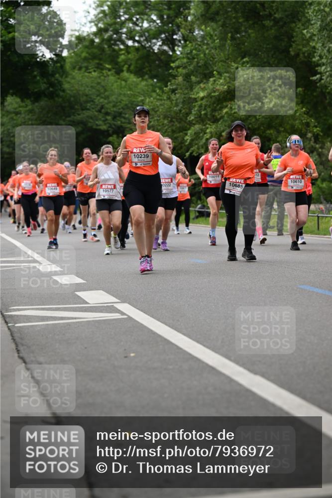 15.06.2025 - REWE Women's Run Dr. Thomas Lammeyer http://msf.ph/oto/7936972 15.06.2025 09:19:36 Laufen 10239, 10610, 0222, 10685 meine-sportfotos.de
