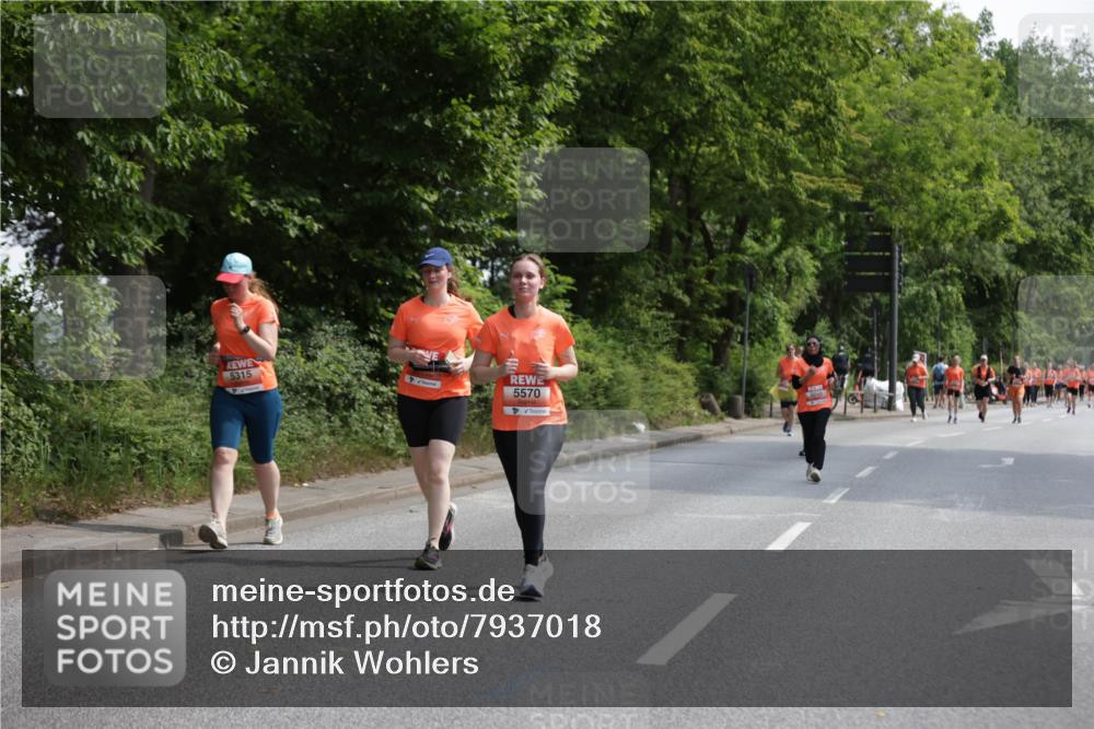 15.06.2025 - REWE Women's Run Jannik Wohlers http://msf.ph/oto/7937018 15.06.2025 10:13:49 Laufen 5315, 5570 meine-sportfotos.de