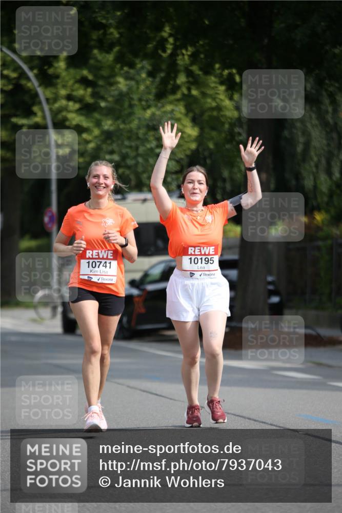 15.06.2025 - REWE Women's Run Jannik Wohlers http://msf.ph/oto/7937043 15.06.2025 09:54:58 Laufen 10741, 10195 meine-sportfotos.de