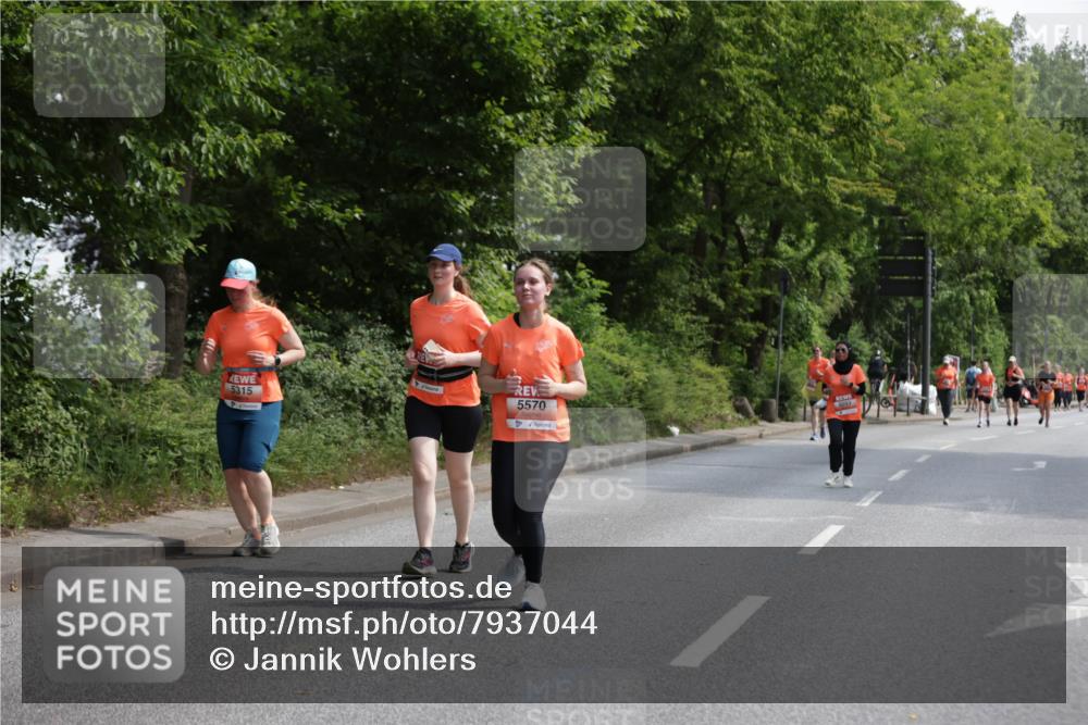 15.06.2025 - REWE Women's Run Jannik Wohlers http://msf.ph/oto/7937044 15.06.2025 10:13:49 Laufen 5315, 5570, 5093 meine-sportfotos.de