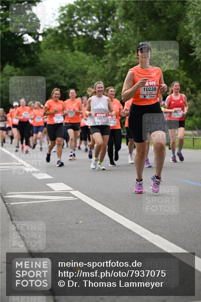 15.06.2025 - REWE Women's Run Dr. Thomas Lammeyer http://msf.ph/oto/7937075 15.06.2025 09:19:38 Laufen 105770744, 10239 meine-sportfotos.de