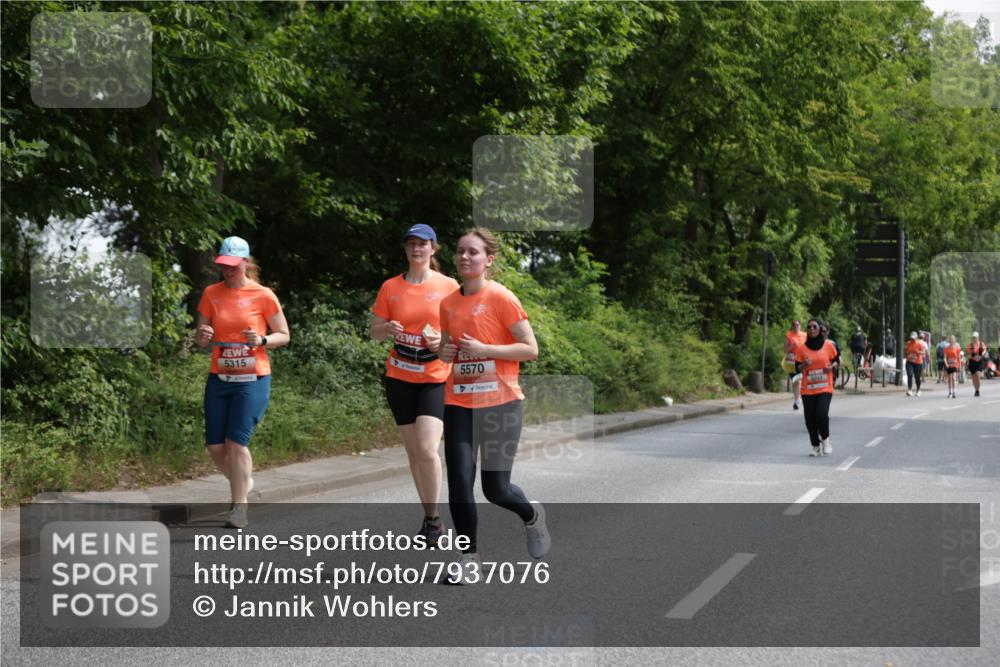 15.06.2025 - REWE Women's Run Jannik Wohlers http://msf.ph/oto/7937076 15.06.2025 10:13:49 Laufen 5315, 5570, 5093 meine-sportfotos.de
