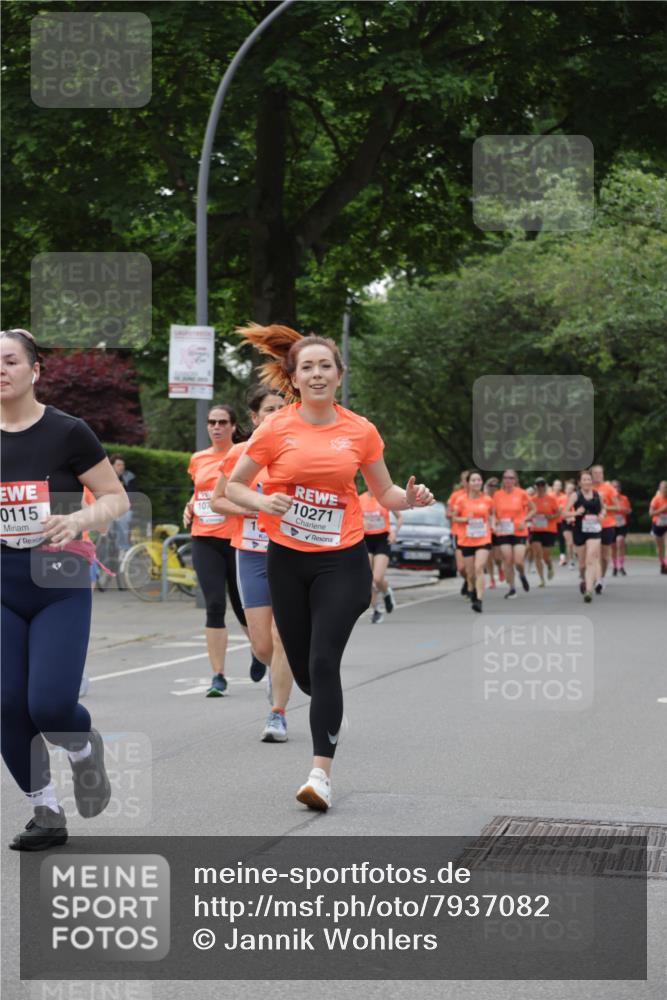 15.06.2025 - REWE Women's Run Jannik Wohlers http://msf.ph/oto/7937082 15.06.2025 08:26:49 Laufen 0115, 107, 10271 meine-sportfotos.de