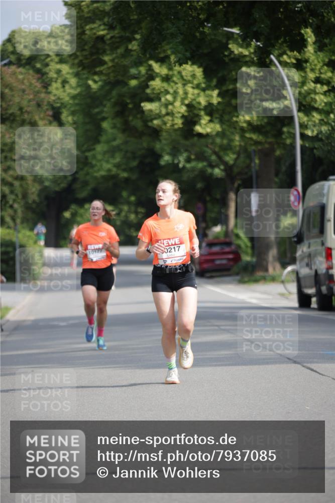 15.06.2025 - REWE Women's Run Jannik Wohlers http://msf.ph/oto/7937085 15.06.2025 08:43:03 Laufen 217 meine-sportfotos.de