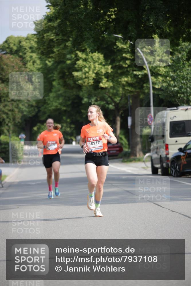 15.06.2025 - REWE Women's Run Jannik Wohlers http://msf.ph/oto/7937108 15.06.2025 08:43:03 Laufen 10217 meine-sportfotos.de