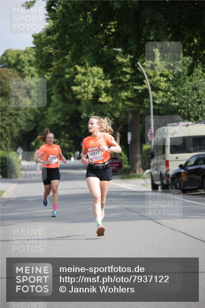 15.06.2025 - REWE Women's Run Jannik Wohlers http://msf.ph/oto/7937122 15.06.2025 08:43:03 Laufen 30177, 10217 meine-sportfotos.de