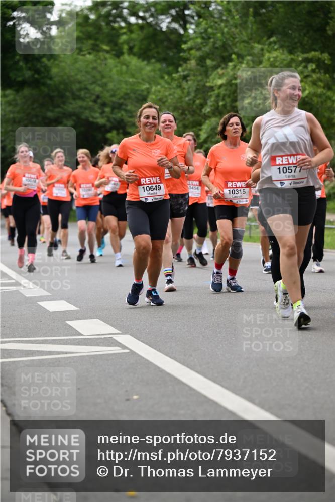 15.06.2025 - REWE Women's Run Dr. Thomas Lammeyer http://msf.ph/oto/7937152 15.06.2025 09:19:40 Laufen 10649, 0456, 10315, 10577 meine-sportfotos.de