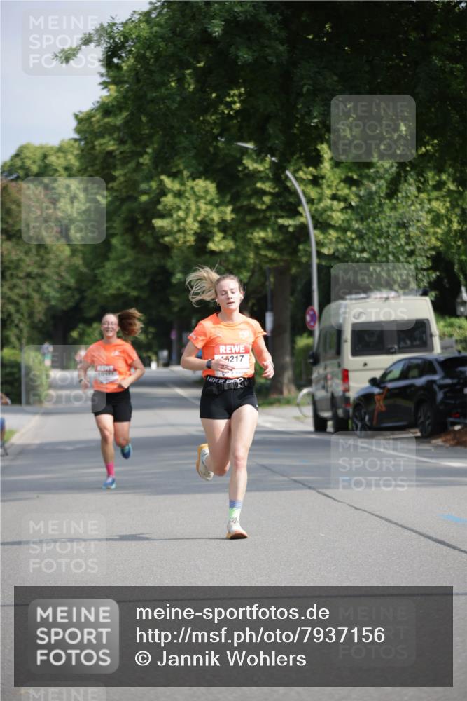 15.06.2025 - REWE Women's Run Jannik Wohlers http://msf.ph/oto/7937156 15.06.2025 08:43:04 Laufen 10177, 4217 meine-sportfotos.de