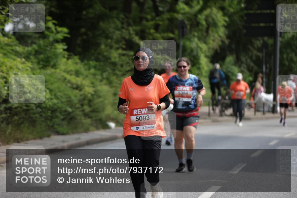 15.06.2025 - REWE Women's Run Jannik Wohlers http://msf.ph/oto/7937172 15.06.2025 10:13:53 Laufen 5093, 5384 meine-sportfotos.de