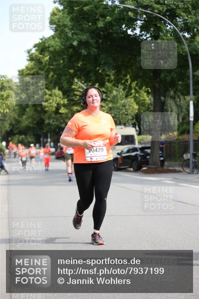 15.06.2025 - REWE Women's Run Jannik Wohlers http://msf.ph/oto/7937199 15.06.2025 09:55:02 Laufen 0429 meine-sportfotos.de