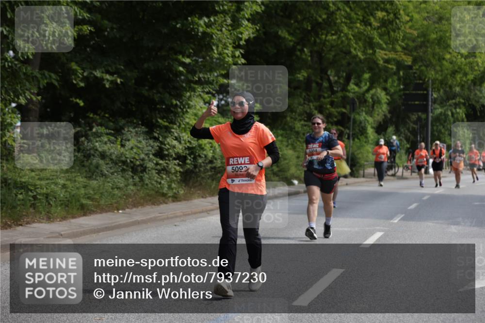 15.06.2025 - REWE Women's Run Jannik Wohlers http://msf.ph/oto/7937230 15.06.2025 10:13:55 Laufen 5092, 5384 meine-sportfotos.de