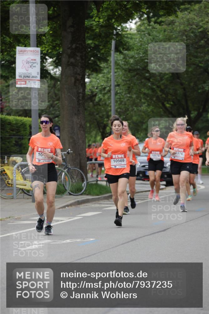 15.06.2025 - REWE Women's Run Jannik Wohlers http://msf.ph/oto/7937235 15.06.2025 08:26:52 Laufen 15, 2025, 10, 10569, 10579, 9376 meine-sportfotos.de