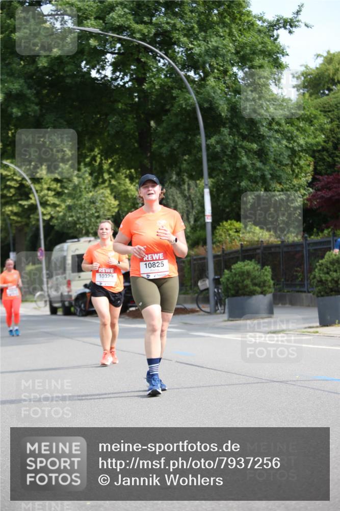 15.06.2025 - REWE Women's Run Jannik Wohlers http://msf.ph/oto/7937256 15.06.2025 09:55:09 Laufen 10825, 10329 meine-sportfotos.de
