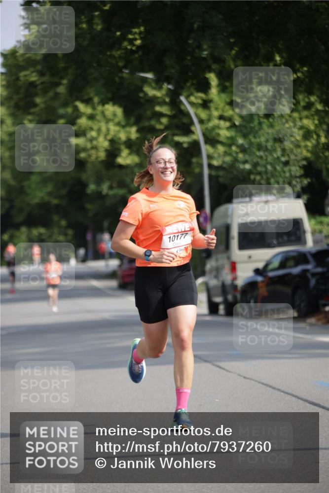 15.06.2025 - REWE Women's Run Jannik Wohlers http://msf.ph/oto/7937260 15.06.2025 08:43:07 Laufen 10177 meine-sportfotos.de