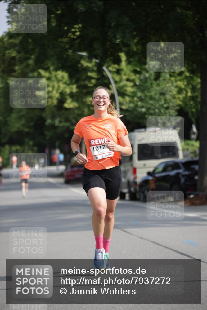 15.06.2025 - REWE Women's Run Jannik Wohlers http://msf.ph/oto/7937272 15.06.2025 08:43:07 Laufen 1017 meine-sportfotos.de