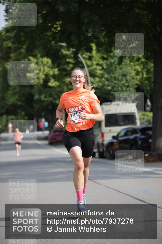 15.06.2025 - REWE Women's Run Jannik Wohlers http://msf.ph/oto/7937276 15.06.2025 08:43:07 Laufen 10173 meine-sportfotos.de
