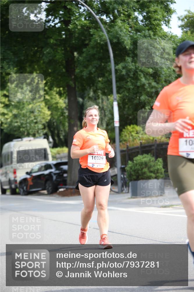 15.06.2025 - REWE Women's Run Jannik Wohlers http://msf.ph/oto/7937281 15.06.2025 09:55:11 Laufen 10329 meine-sportfotos.de